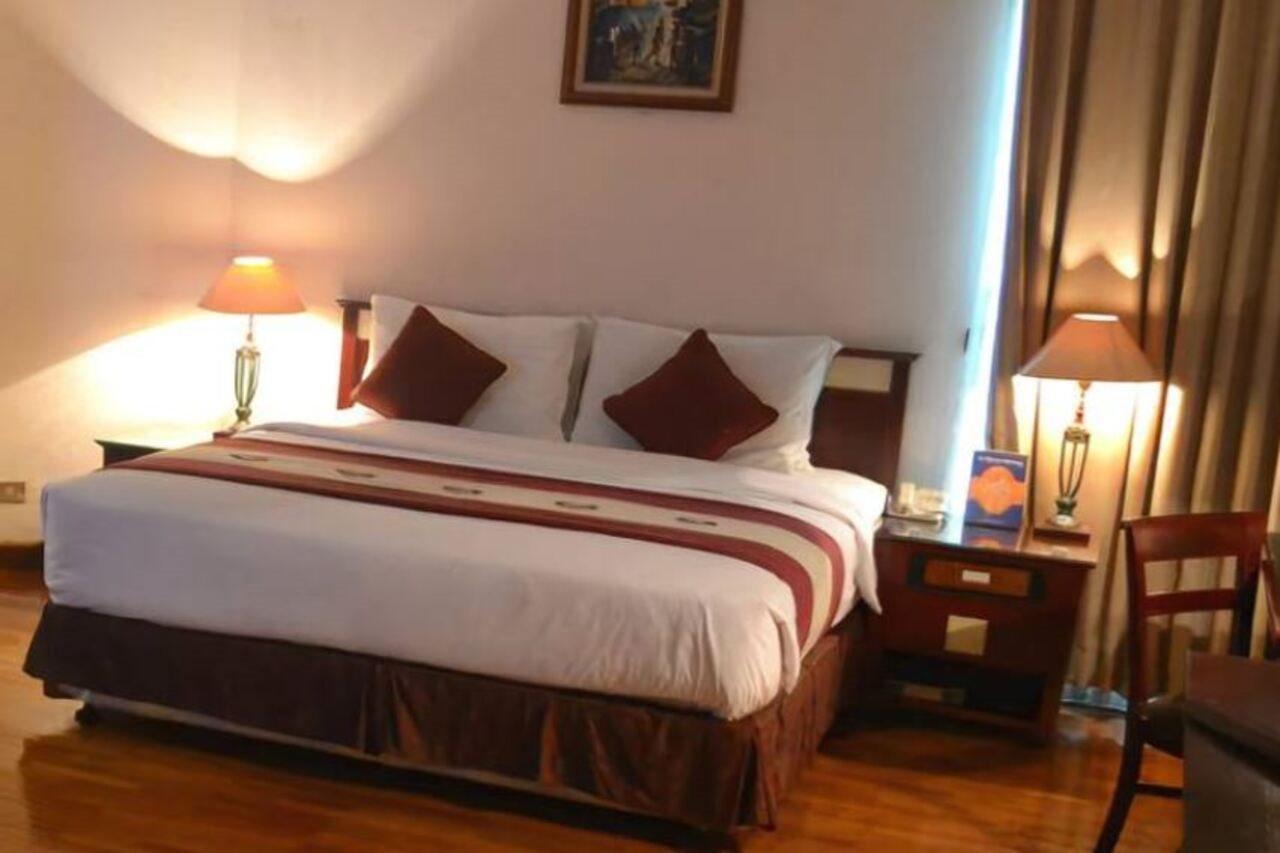Hotel Sentral Джакарта Екстер'єр фото